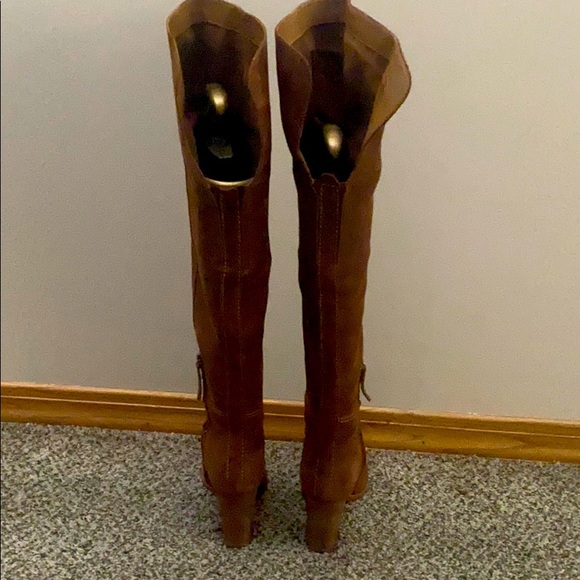 ✨ Dolce Vita ✨ Brown suede over the knee boots 👢 - Picture 2 of 3
